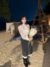 春の雰囲気を感じる！リボン付きブラウス【女性用・韓国風・ゆったりデザイン】