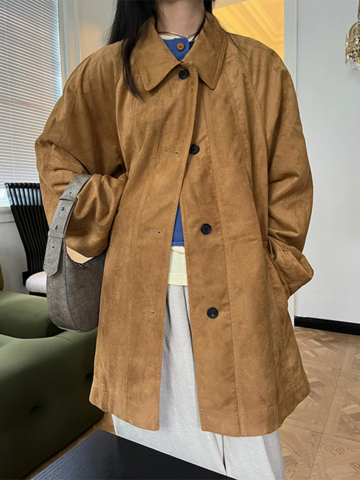 11月と12月に着るレディース服装はどう選ぶ？エレガントなビンテージショートコートが解決する季節感の悩み