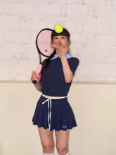 デザイン性のあるドレープ付きスポーツパーカーワンピース【春夏用・Aライン・半袖】（セットアップ対応）