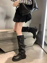 本革製 増高デザインの黒ロングブーツ【厚底・ふくらみデザイン・ライダーブーツ】