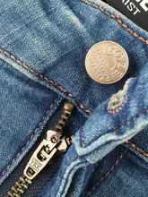ウォッシュドブルーのハイウエストストレートデニムパンツ【細身・冬用】（セットアップ対応）