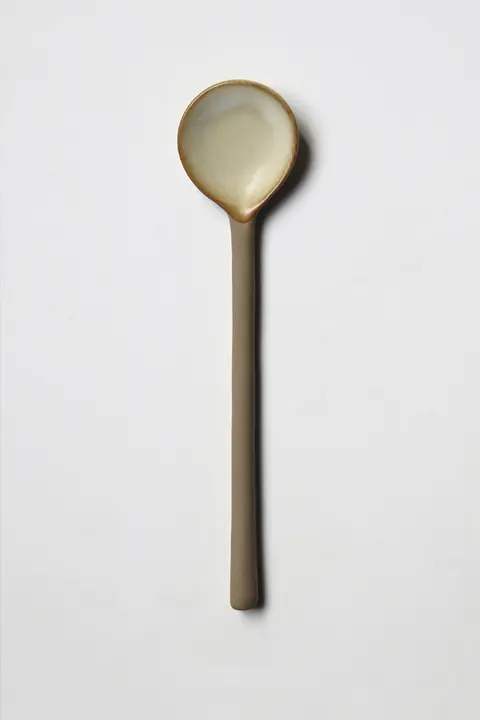 日本製手作り　ビンテージスタイルの陶器コーヒースプーン【長柄・創造的デザイン】
