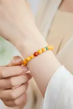 天然素材の蜜蝋ブレスレット【男性向け・琥珀・南紅・緑松石・色彩豊か】