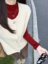赤いニットトップス【ハイネック・秋冬春用・極上の柔らかさ】