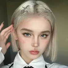 レトロモダンなトンボ型ヘアクリップ【おしゃれなデザイン・カジュアルスタイル・甘辛ミックス】
