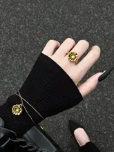 大英博物館の2025年新作人差し指ニッチリング