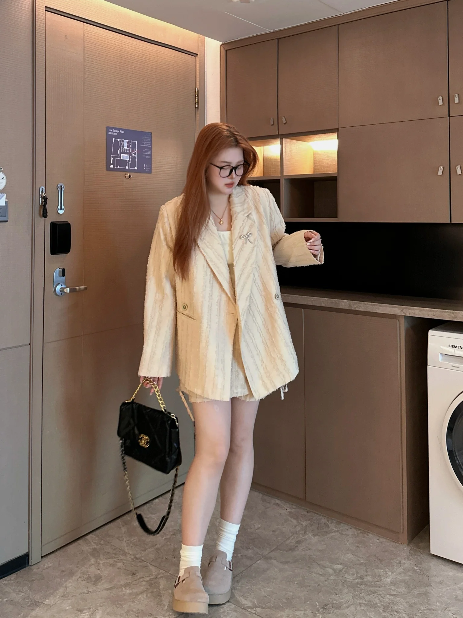 ボトム選びで悩むなら、高腰スカンツが解決する方法は？