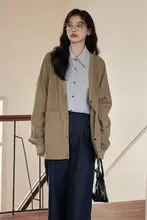 Vネックデザインのレトロ風トレンチコート【秋用・ゆったりシルエット】
