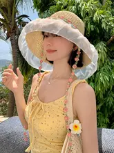 フラワープリントの網タイ製女性用夏用サンハット【ビーチやリゾートに最適・大きなつば・草編み】