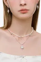 四芒星デザインの笑顔チャームネックレス【ビーズとスワロフスキー使用】