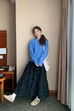 レトロな金ボタン付きニットカーディガン【女性用・スリムフィット・優しい雰囲気・合わせやすい上着】