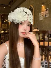 魅力的な花模様のニットキャップ【春夏用・手編み・透かしデザイン】