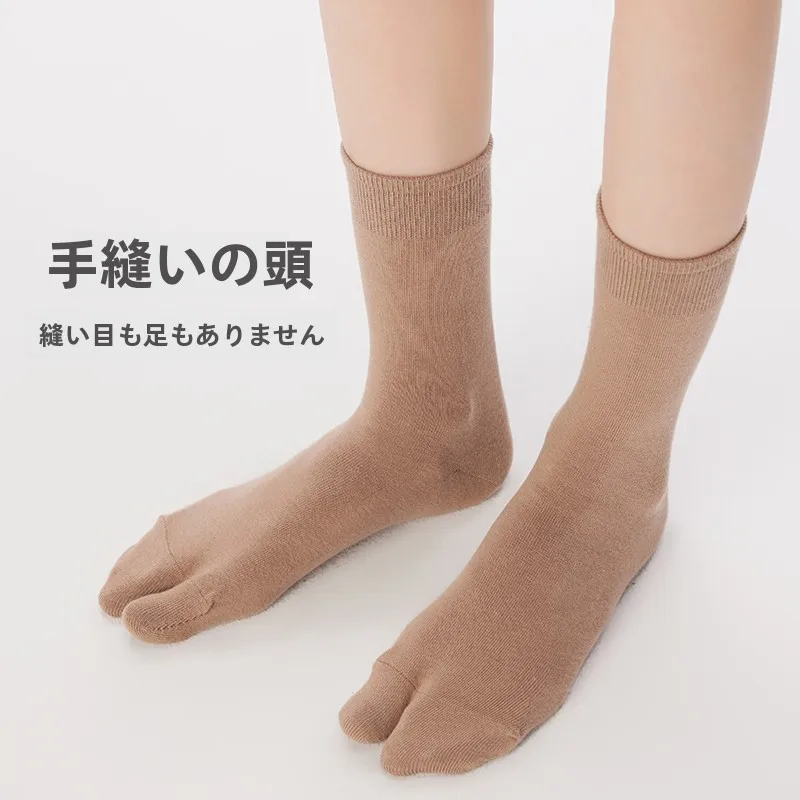 女性用中筒ソックス：抗菌防臭機能で日常通勤の足臭を根本的に抑制