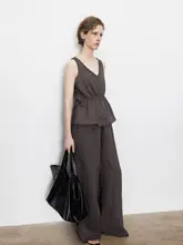 レトロスタイルのリネンノースリーブトップスとパンツ【ウエストリーブ・夏用・アシンメトリーデザイン】（セットアップ対応）
