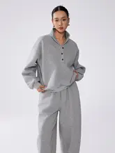したデザインのカーディガンとパンツの3点セット【秋冬用・フード付き・ルーズフィット】（セットアップ対応）