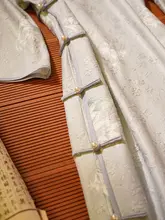 優雅なデザインの長袖秋用チャイナドレス【花柄・開襟・ゆったりした袖】