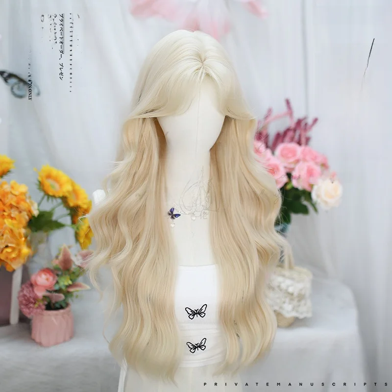 ロリータ風 八字ロングカールウィッグ：ウェーブタイプで実現するプールヘアアレンジの安定性とスタイルの自由
