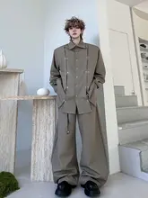 秋冬用の長袖シャツ【金属ディテール・クールなデザイン】とワイドレッグパンツ【スタイリッシュ・ハイエンド感】（セットアップ対応）