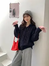 粗い針編みのフード付きセーター【秋冬用・保温・女性用】
