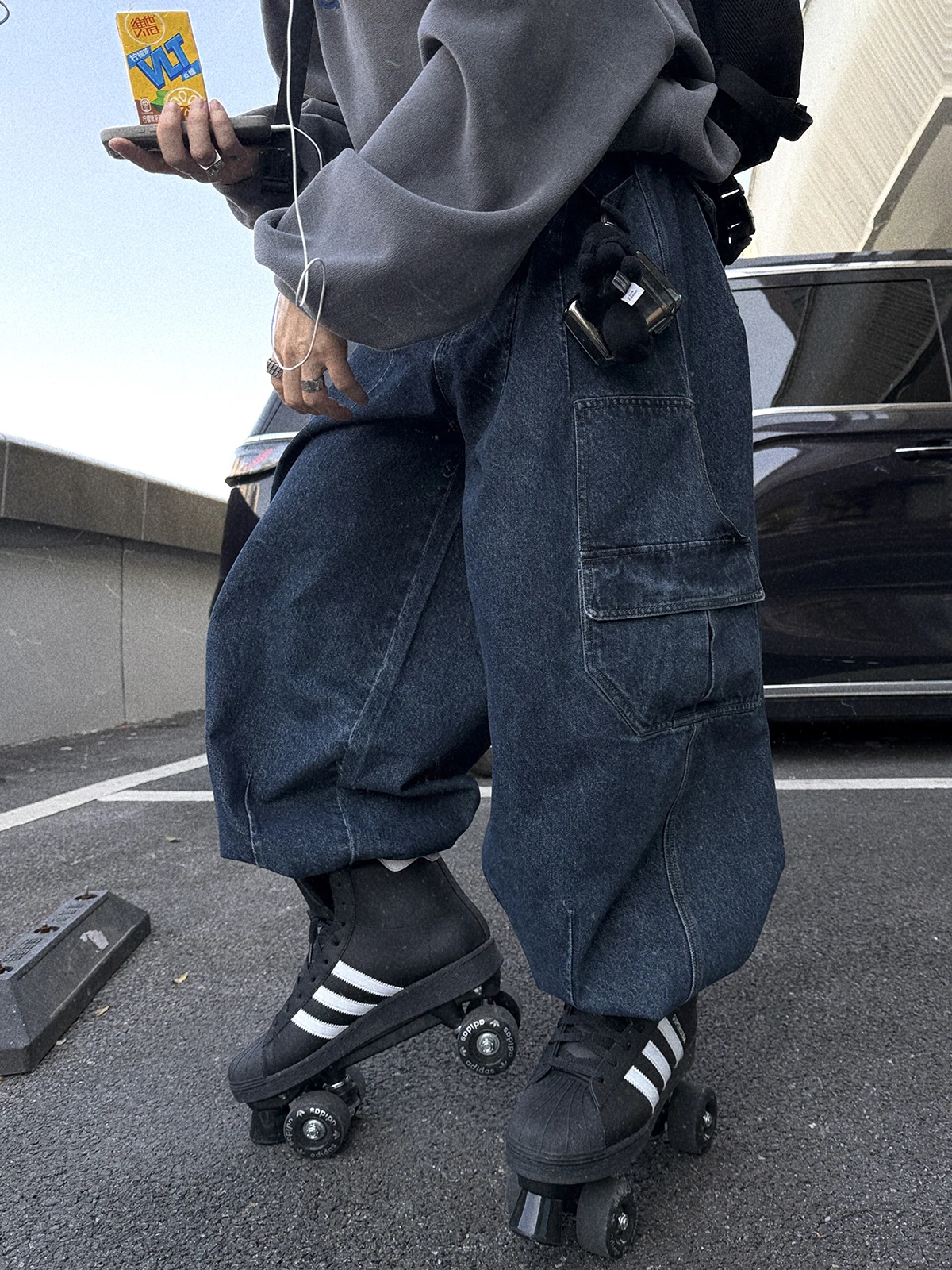 大人向けスケーターファッションで迷ったら、この1アイテムが救う理由は？