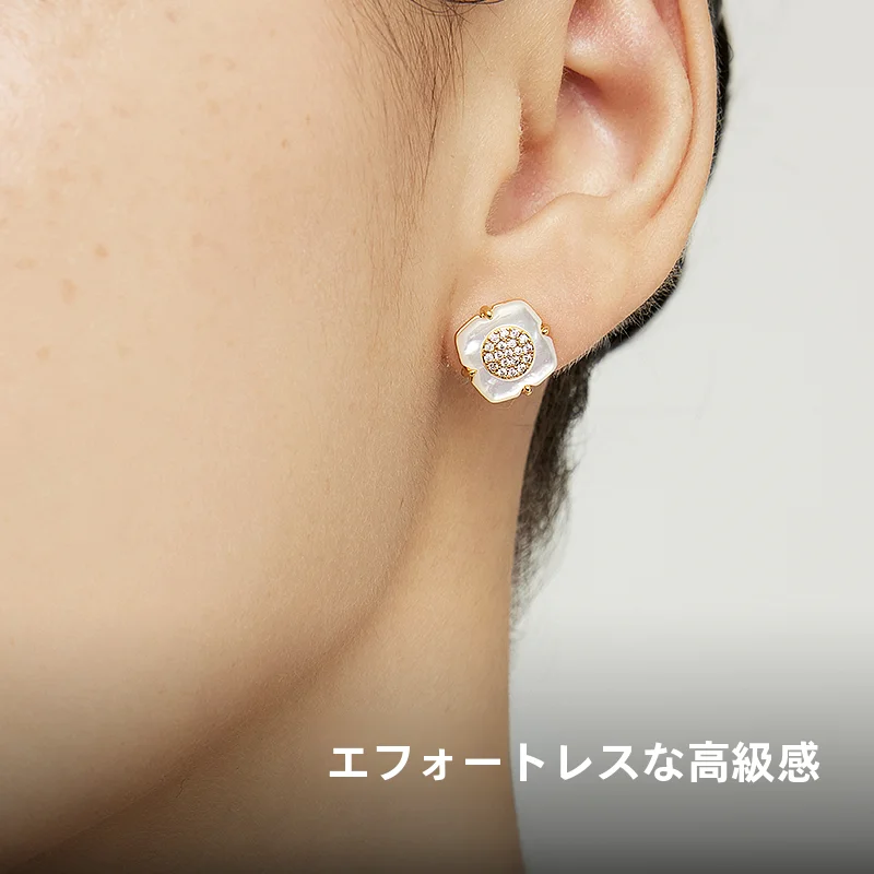 高級感漂う四葉クローバーイヤリング【オリジナルデザイン・個性派・コーディネートしやすい】
