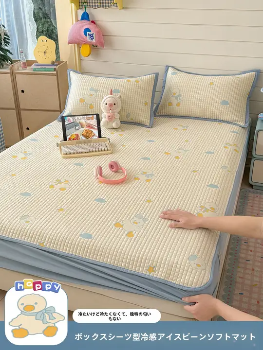 夏用カートゥーンデザインのひんやり冷感マット【折りたたみ式・ベッドシーツ対応】（セットアップ対応）