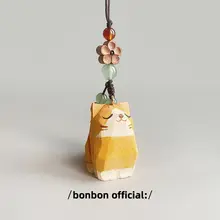 かわいい木彫りのオレンジ猫モバイルストラップ【桃木製・梅花デザイン・プレゼントに最適】