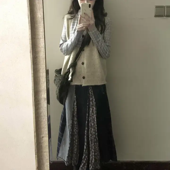 レトロ風 Aラインデザインデニムスカート【春秋用・ミディ丈・女性用】（セットアップ対応）