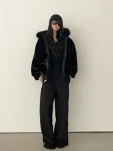 2way着用可能なリバーシブルファーセーター【中長丈・フード付き・ジップアップ・冬用】