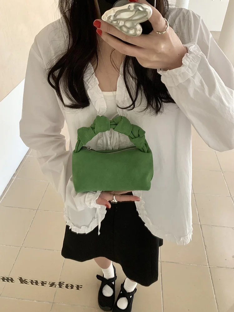 10万円以内のバッグで失敗しない選び方は？40代から若い女性まで使える軽いおしゃれなバッグの秘密