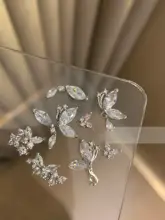蝶デザインのネイルアート飾り【高保色・本金使用・キラキラストーン】