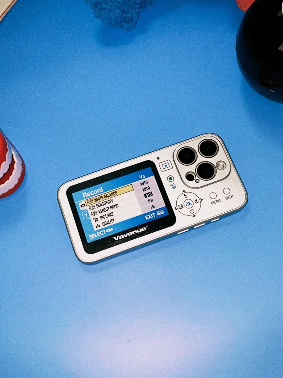 iOS26対応機種で悩むなら、このY2K風ケースが本当に役立つ理由は？