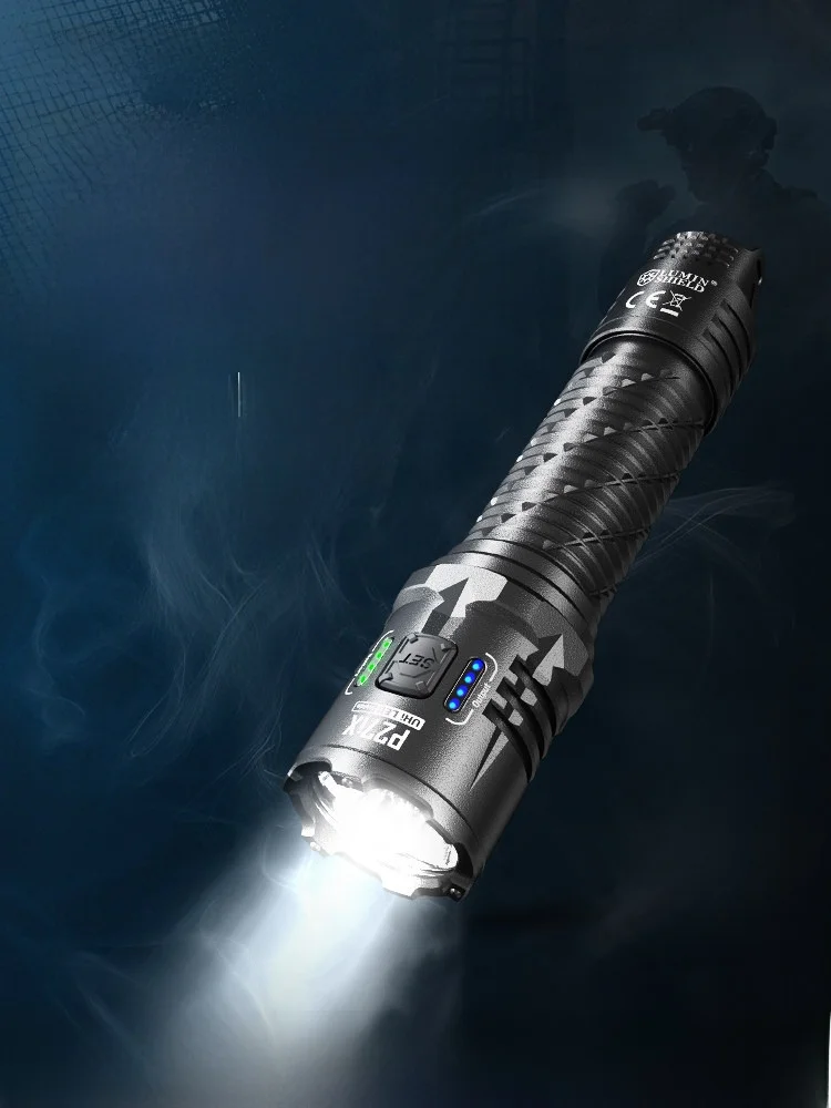 NITECORE テクニカルライト P27iX：高輝度防犯用タクティカル懐中電灯の実用性と性能解析