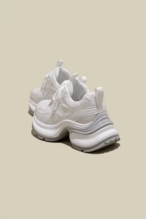 白色厚底シューズ レディース【本革・レースアップ・内蔵インヒール・軽量】