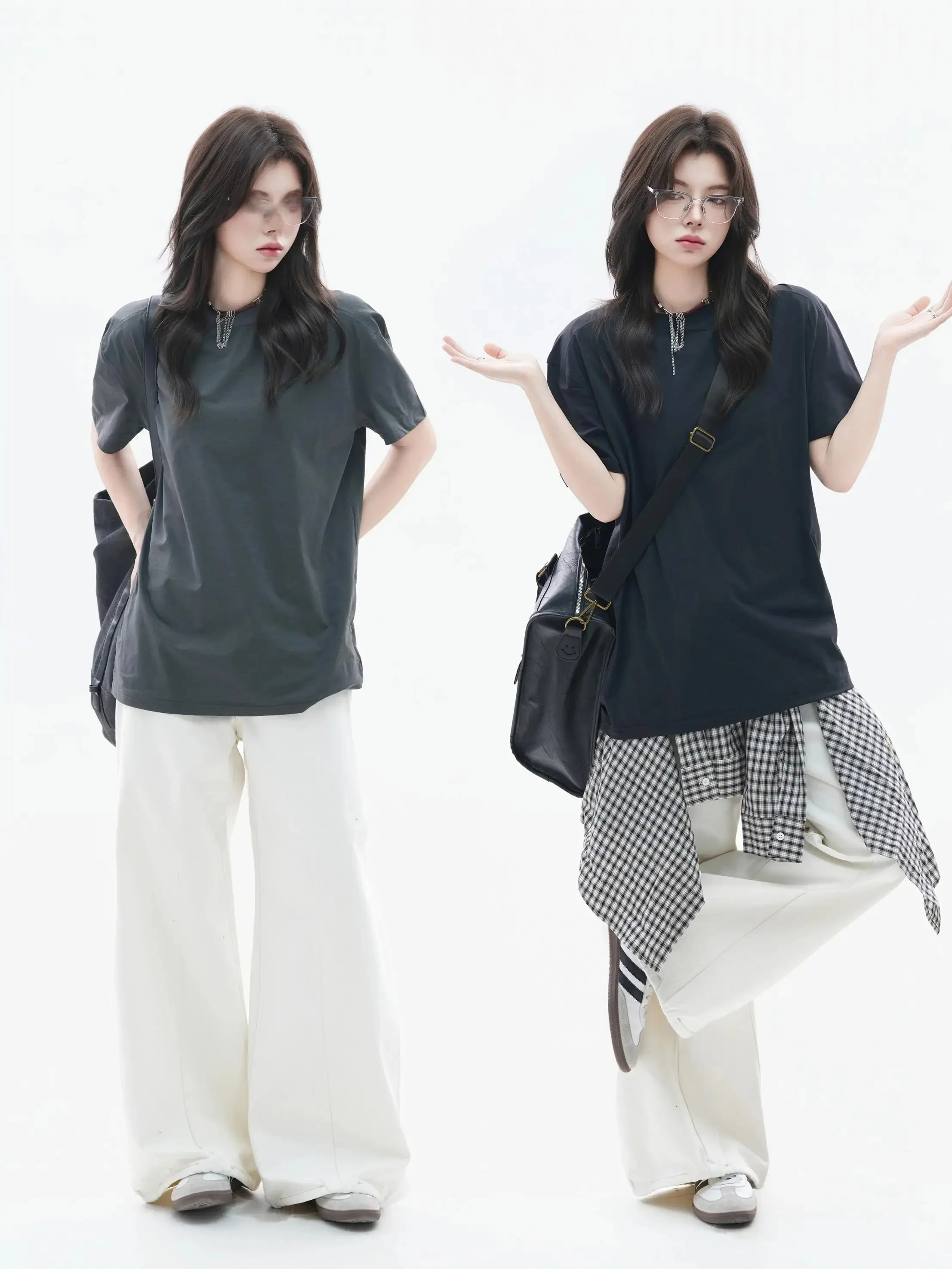 カジュアルファッションで  学生らしさを出すには？シンプルなTシャツが実は一番の鍵