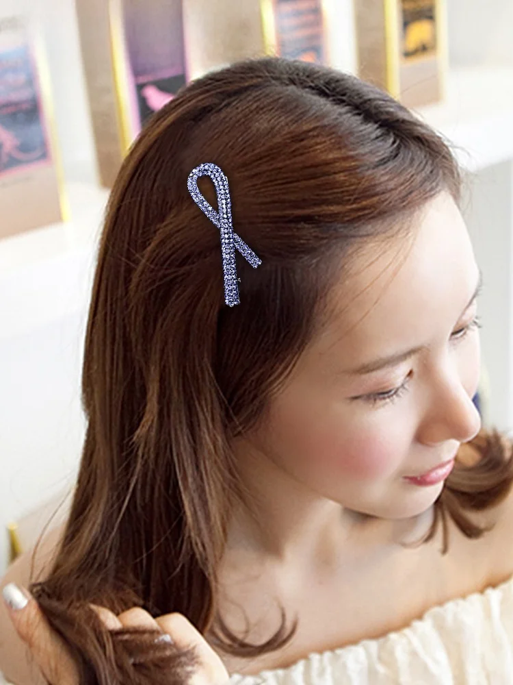 シンプルなリボンヘアクリップ：韓国風前髪・後頭部用の固定方法と実用性