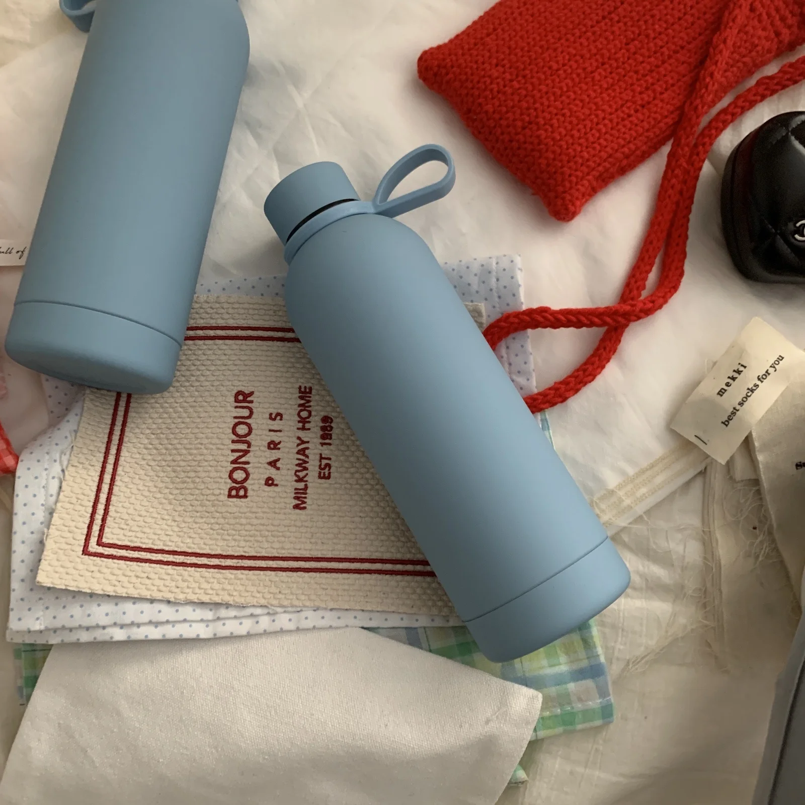 ステンレス製保冷水筒 500ml：子供向け通学・旅行での実用性と保冷性能