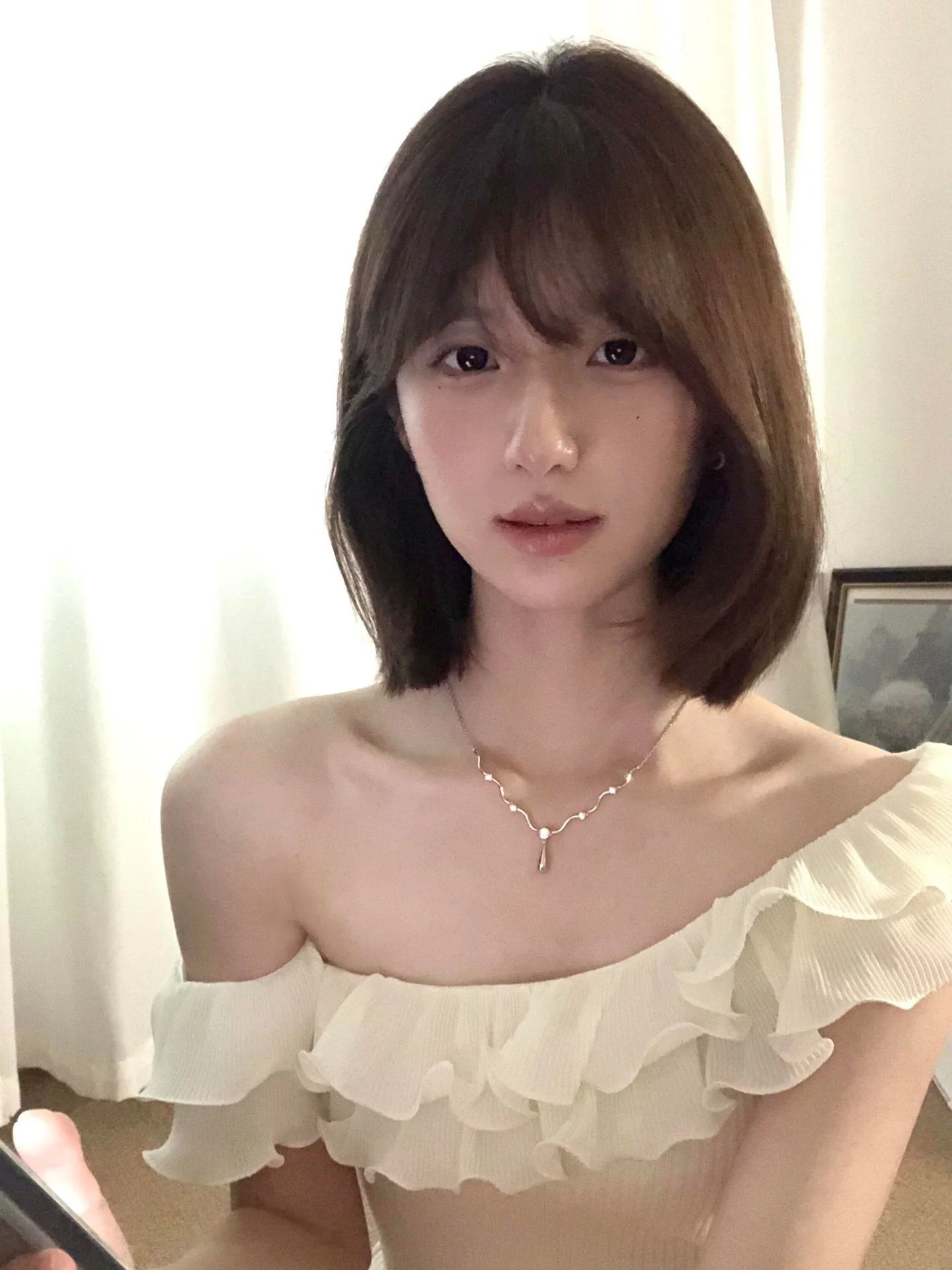 off shoulder とチュールトップスの違いは？この1着で解決できる着こなしの悩みとは？