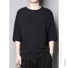個性的なデザインのアシンメトリーTシャツ【無地・ゆったりしたシルエット・半袖】