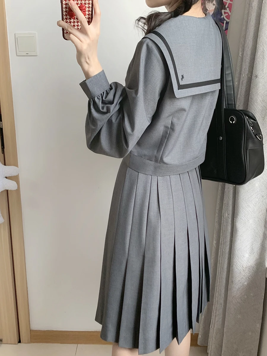 制服風の長袖水手服をどう選ぶ？優雅さと実用性を両立するベストな選び方とは