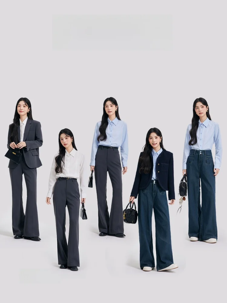 女性用ブルーシャツ：通勤・面接に最適な洗練されたデザインと機能性