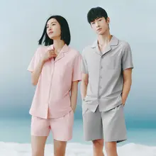 抗菌透湿素材の快適夏用パジャマ【男女兼用・胸パッド付き・短袖・カジュアルデザイン】（セットアップ対応）