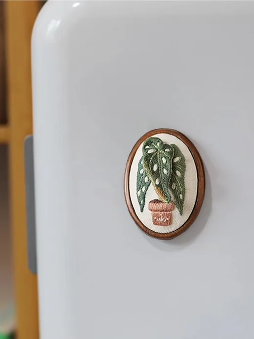 DIY立体刺繍で家に彩る！アート＆クラフトの本質は、心の余白を埋める瞬間にある