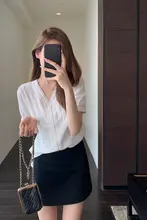 爽やかな印象！バルーンスリーブのホワイトシャツ【女性用・夏向け・スリムフィット】