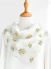 レトロな小花柄シルクスカーフギフトボックス【絹製・実用的なプレゼント】