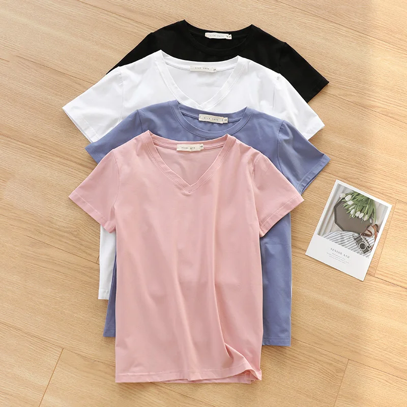 春コーデ レディースの定番アイテムとして選ぶコットン短袖Tシャツ