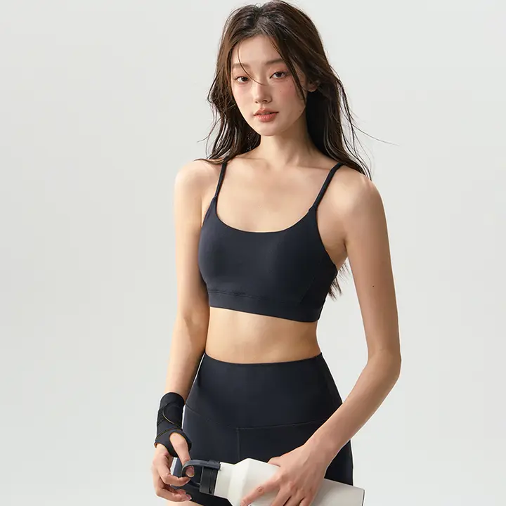 スポーツブラ【美背デザイン・衝撃吸収・ヨガ対応・取り外し可能カップ】
