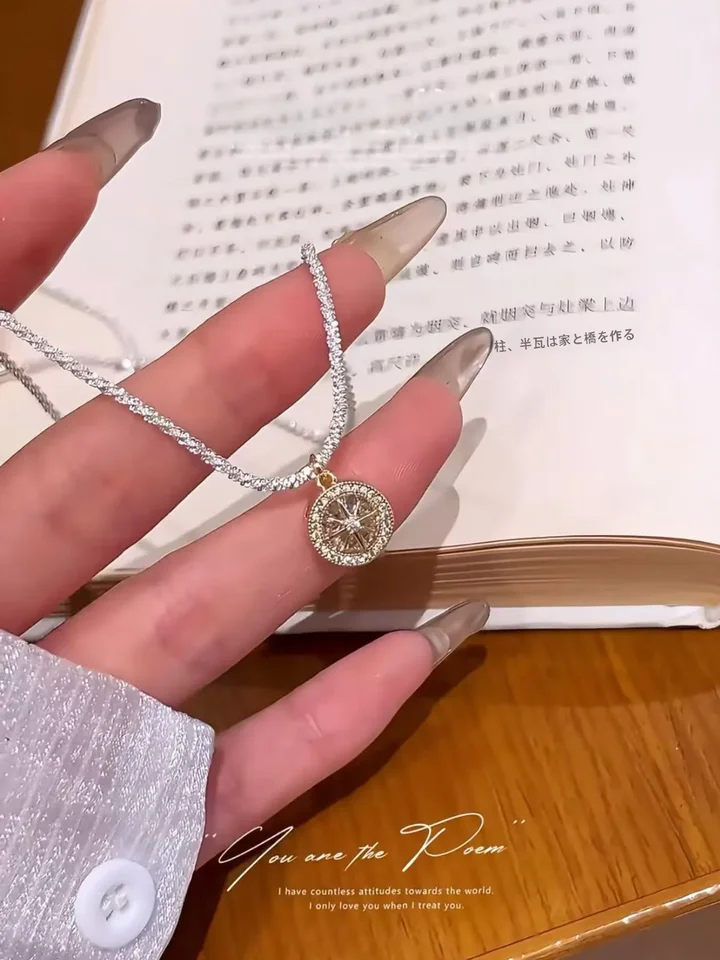パールデザインの八方向星型ロザリオブレスレット【クリスタル装飾・女性用・高級感あるデザイン】