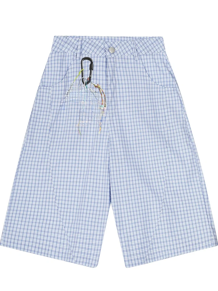 1970年代の日本のファッションに魅了される！レトロなチェック柄パンツで、今の夏をどう変える？