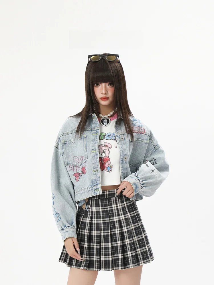 夏用デニムジャケット【プリントデザイン・ショート丈・女性用】の着こなしと実用性を徹底解説